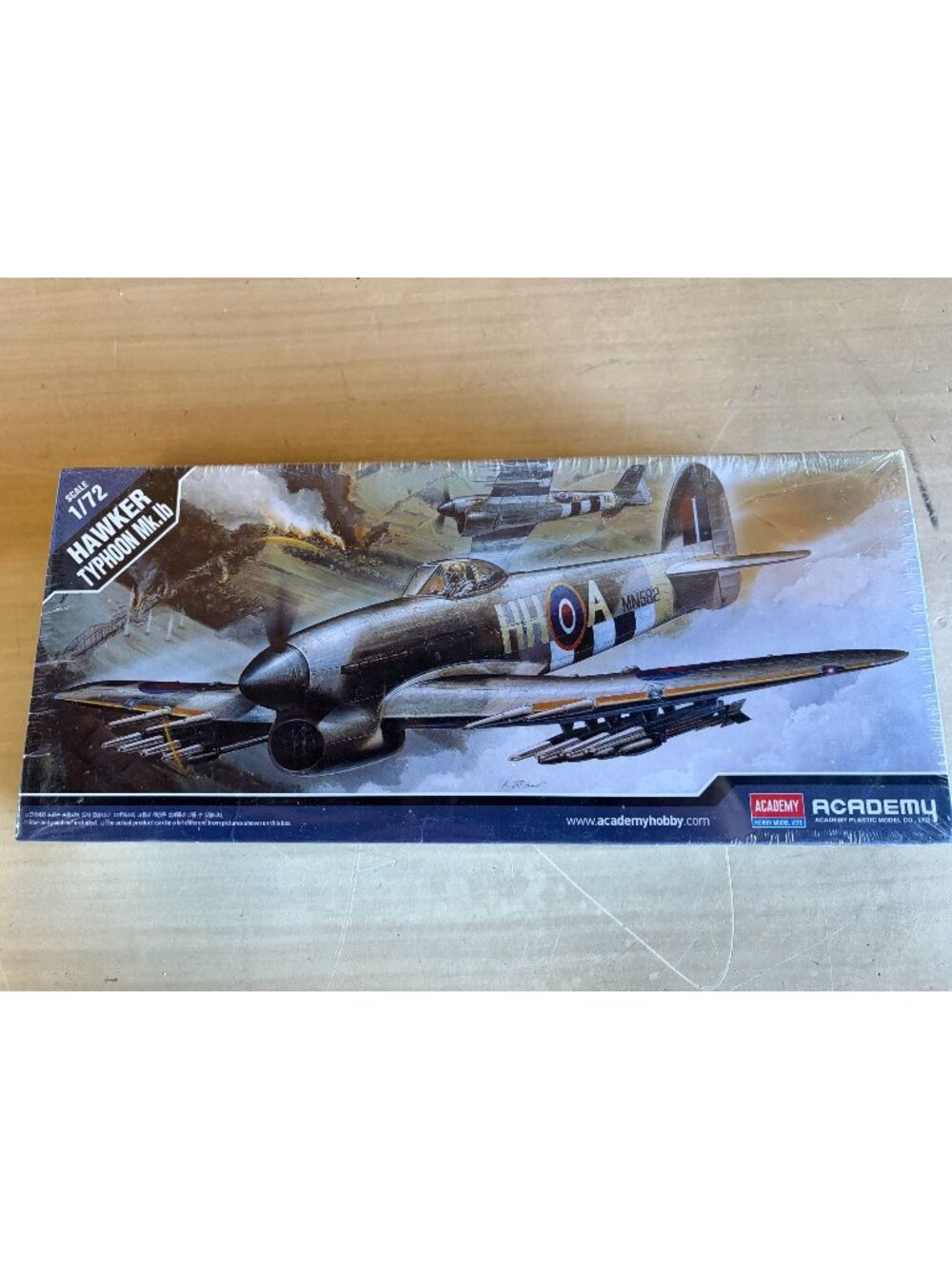 Academy 1/72 Hawker Typhoon Mk.Ib British Fighter Plastic Model Kit - 12462